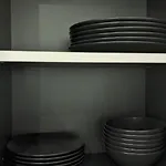 Mo\'S Crib